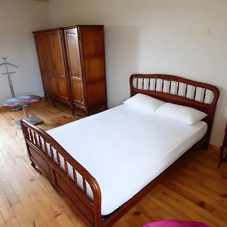 بيت للعطل De La Guillone