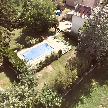 De La Guillone בית נופש Savignac (Aveyron)
